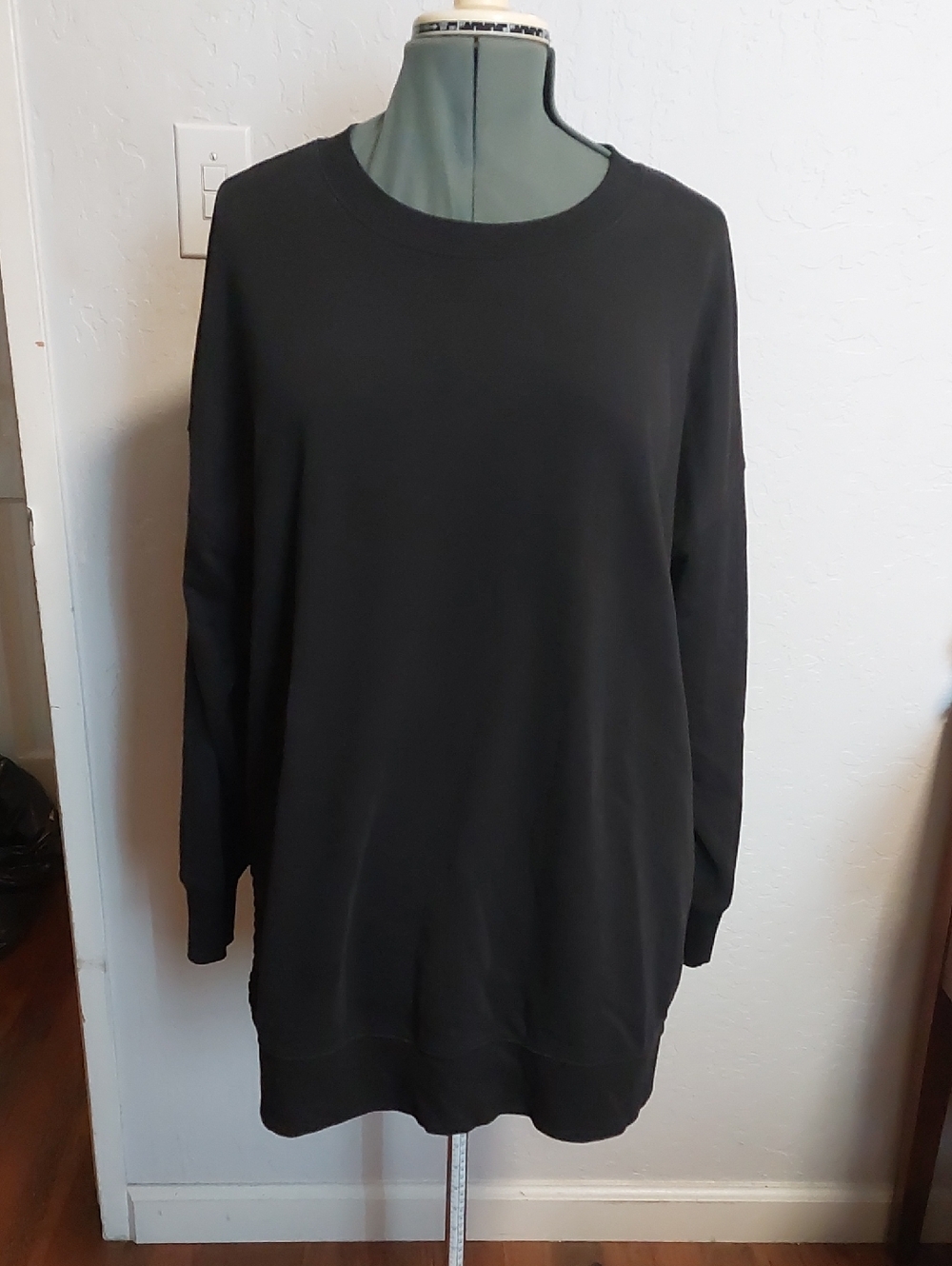 Old Navy Black Sweatshirt